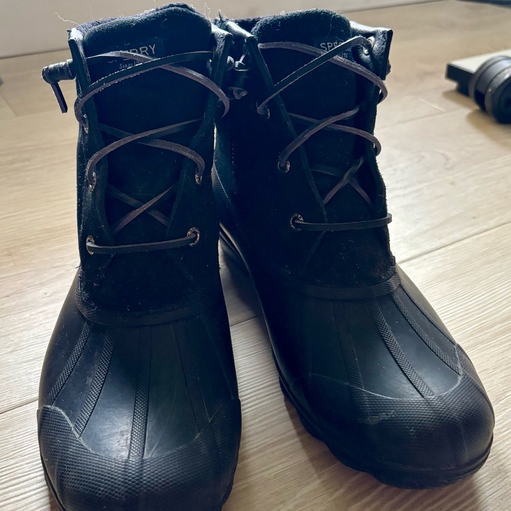 Sperry Black Lace-Up Duck Boots